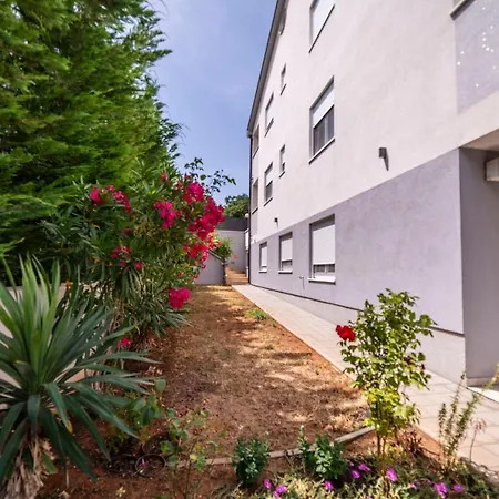 Apartments Adriana Pula Extérieur photo