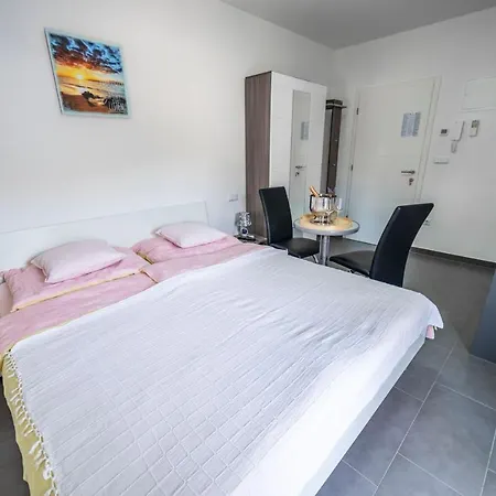 Apartments Adriana Pula Extérieur photo