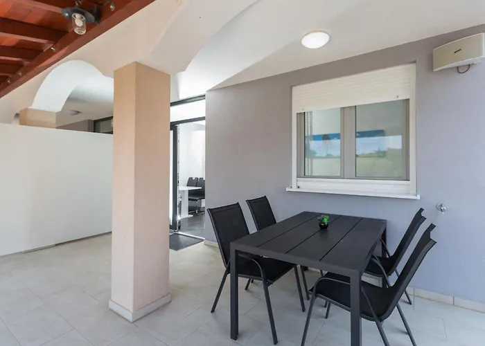 Apartments Adriana