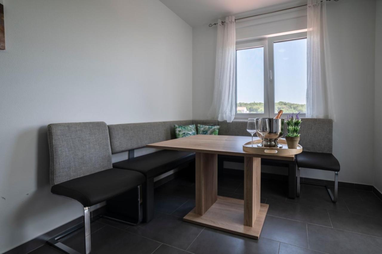 Adriana Apartment *