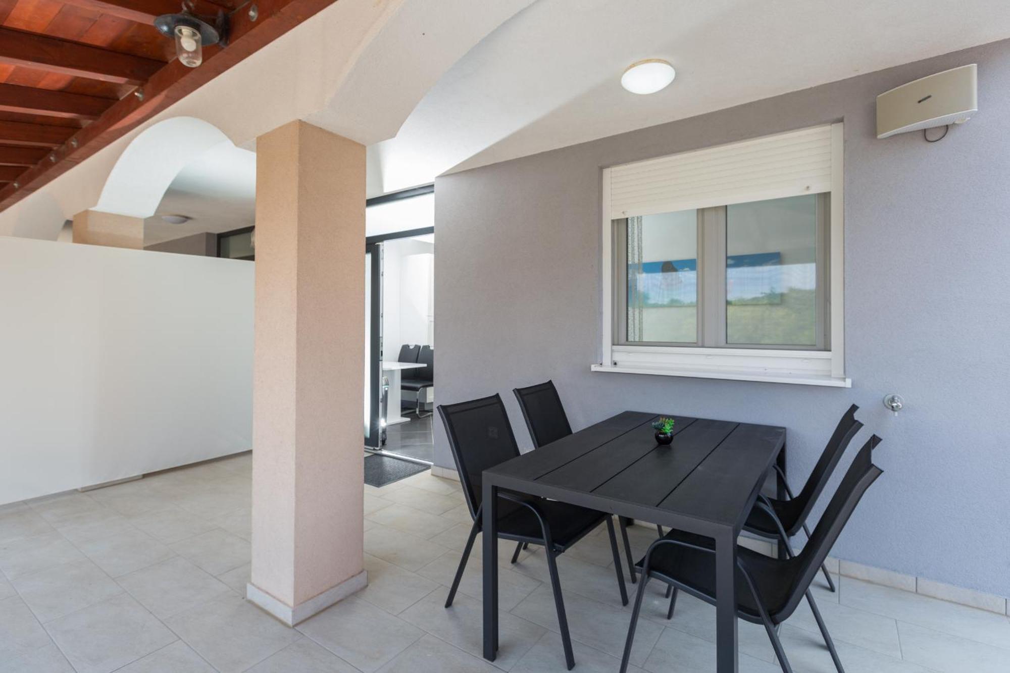 Apartment Adriana Pula