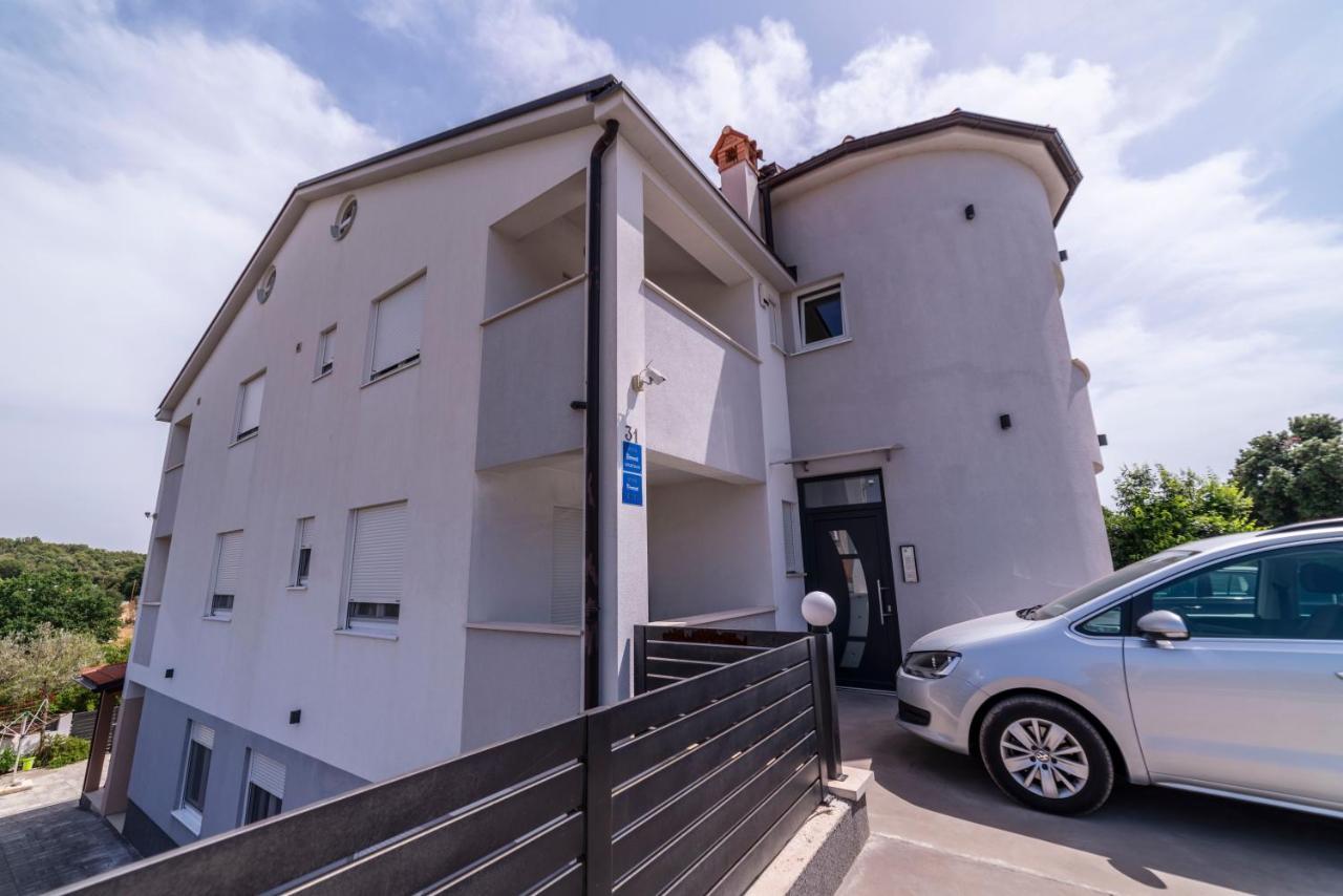 Adriana Apartman Póla